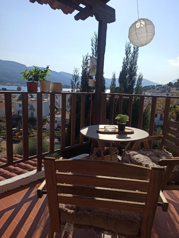 Harmony Lägenhet Poros Town Exteriör bild